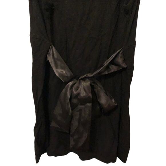 White House Black Market Black Tank with Black Bow in the back - Size Small - Picture 2 of 4